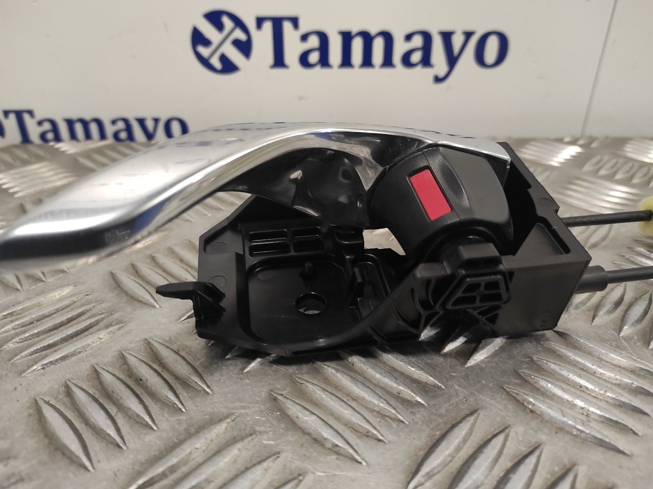 1F14 SERRURE DE PORTE AVANT GAUCHE / F0195 / NA9H / 1048874 POUR MAZDA MX-5 04. - Imagen 5 de 10