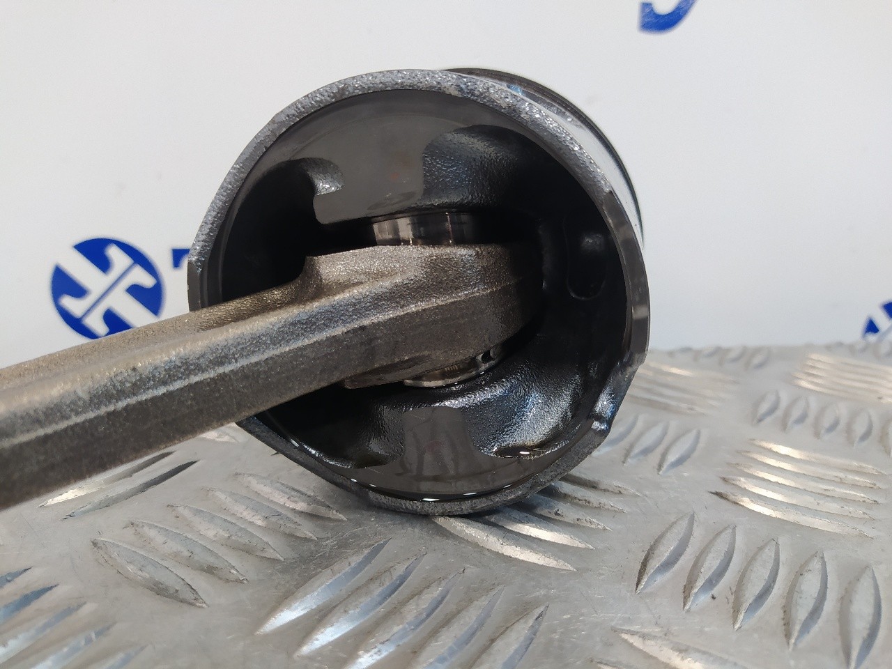 PISTON / 1053385 POUR OPEL INSIGNIA SPORTS TOURER 2.0 CDTI CAT - Zdjęcie 3 z 10