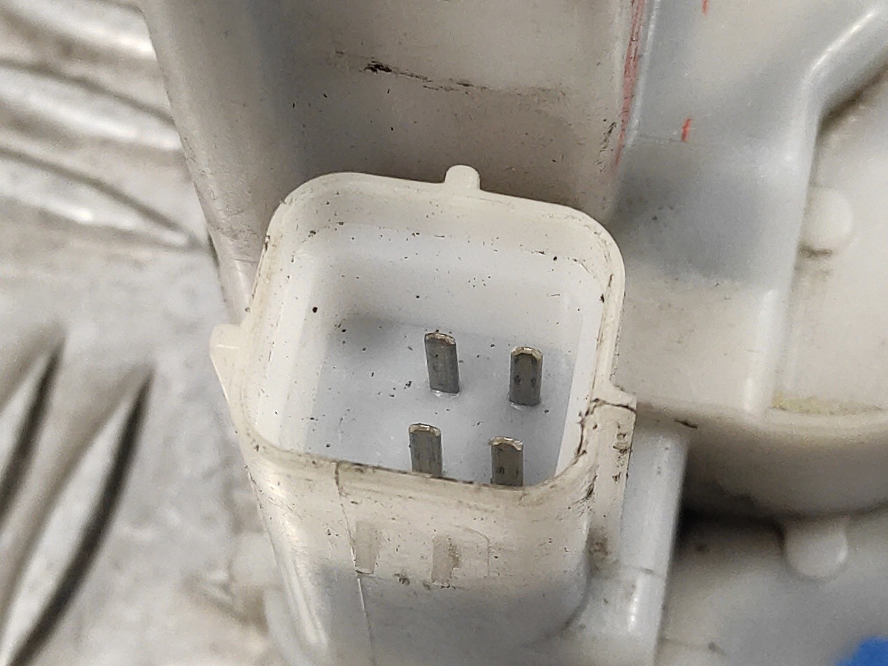 519750790 CERRADURA PUERTA DELANTERA DERECHA / 1055460 PARA OPEL COMBO D 1.6 16V - Photo 7/10