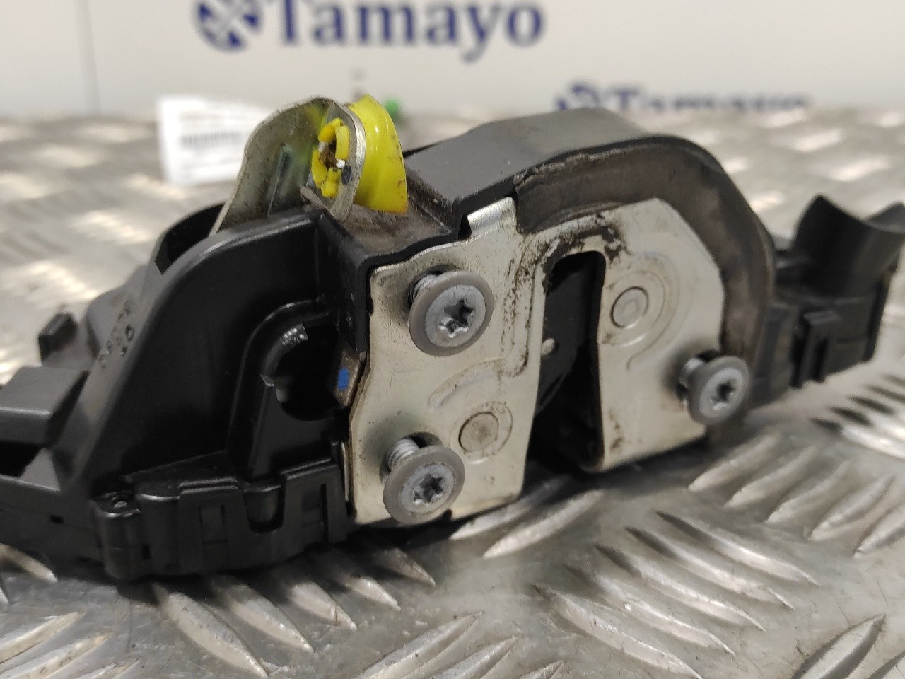 SERRURE DE PORTE AVANT GAUCHE / 1055676 POUR TOYOTA YARIS 1.3 16V CAT - Imagen 6 de 10